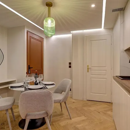 367 Fondary 1 - Superb In